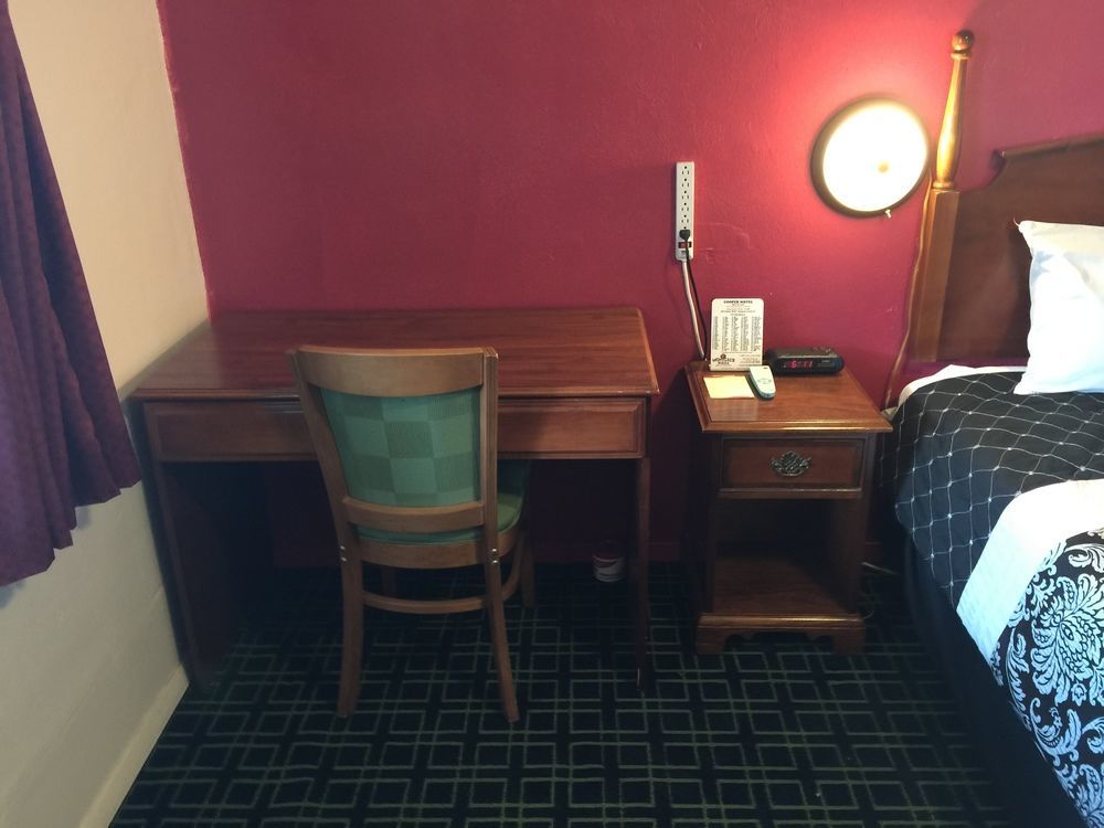 Cooper Motel Tuscola Екстер'єр фото