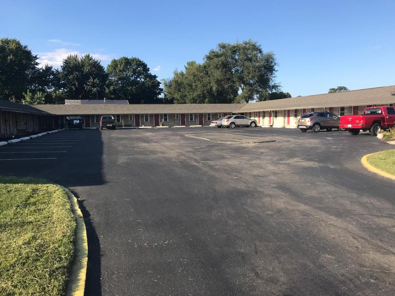 Cooper Motel Tuscola Екстер'єр фото