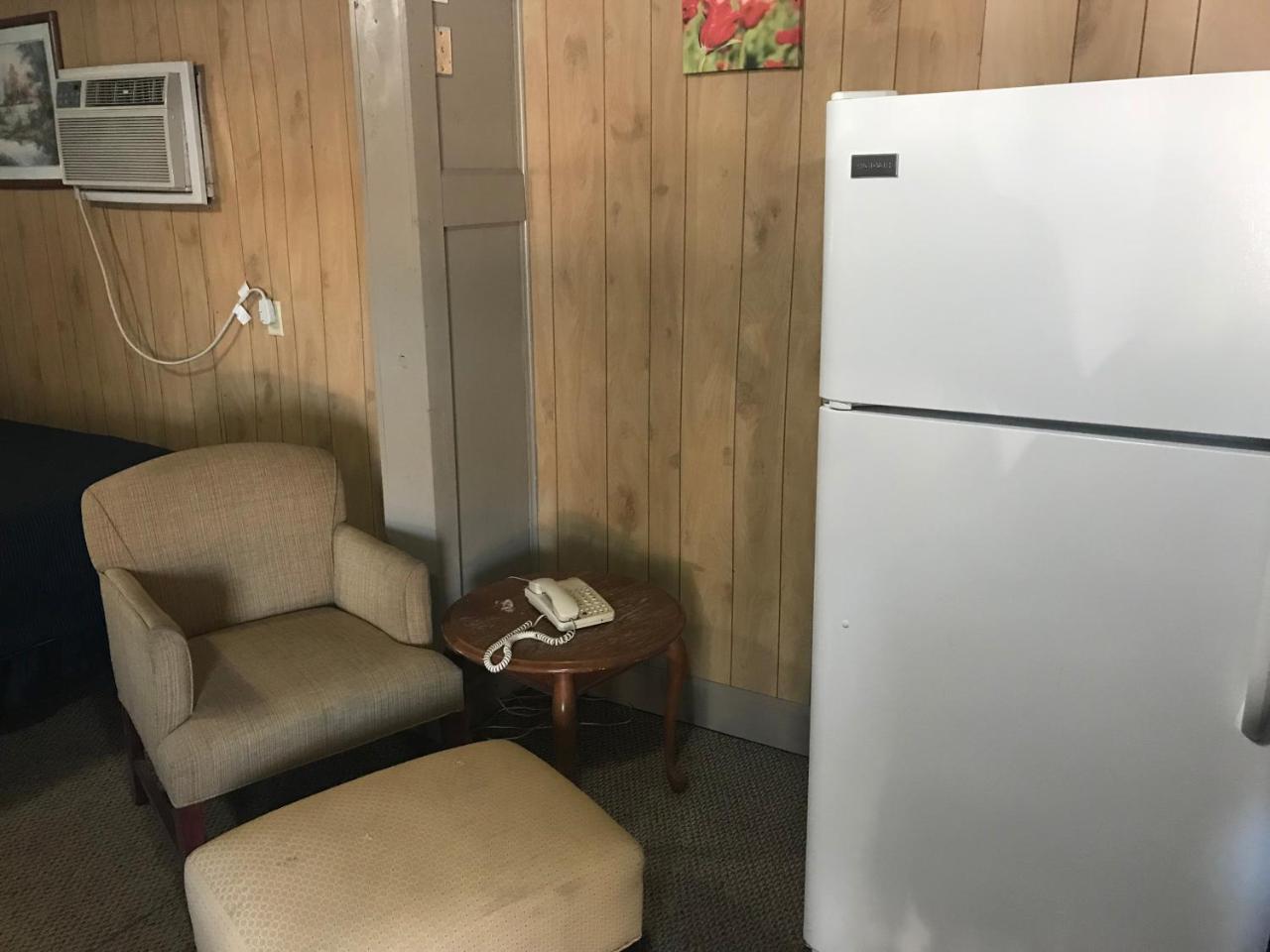 Cooper Motel Tuscola Екстер'єр фото